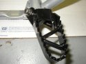 Husky Foot Pegs 006.jpg